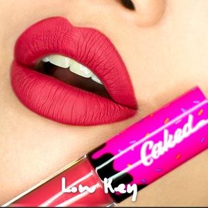 BNIB: Half Caked Lip Fondant                            Shade: Low Key